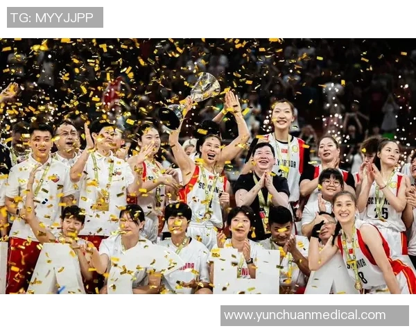 美国女篮蝉联奥运冠军!三连冠创造历史,战胜西班牙夺冠称霸球坛